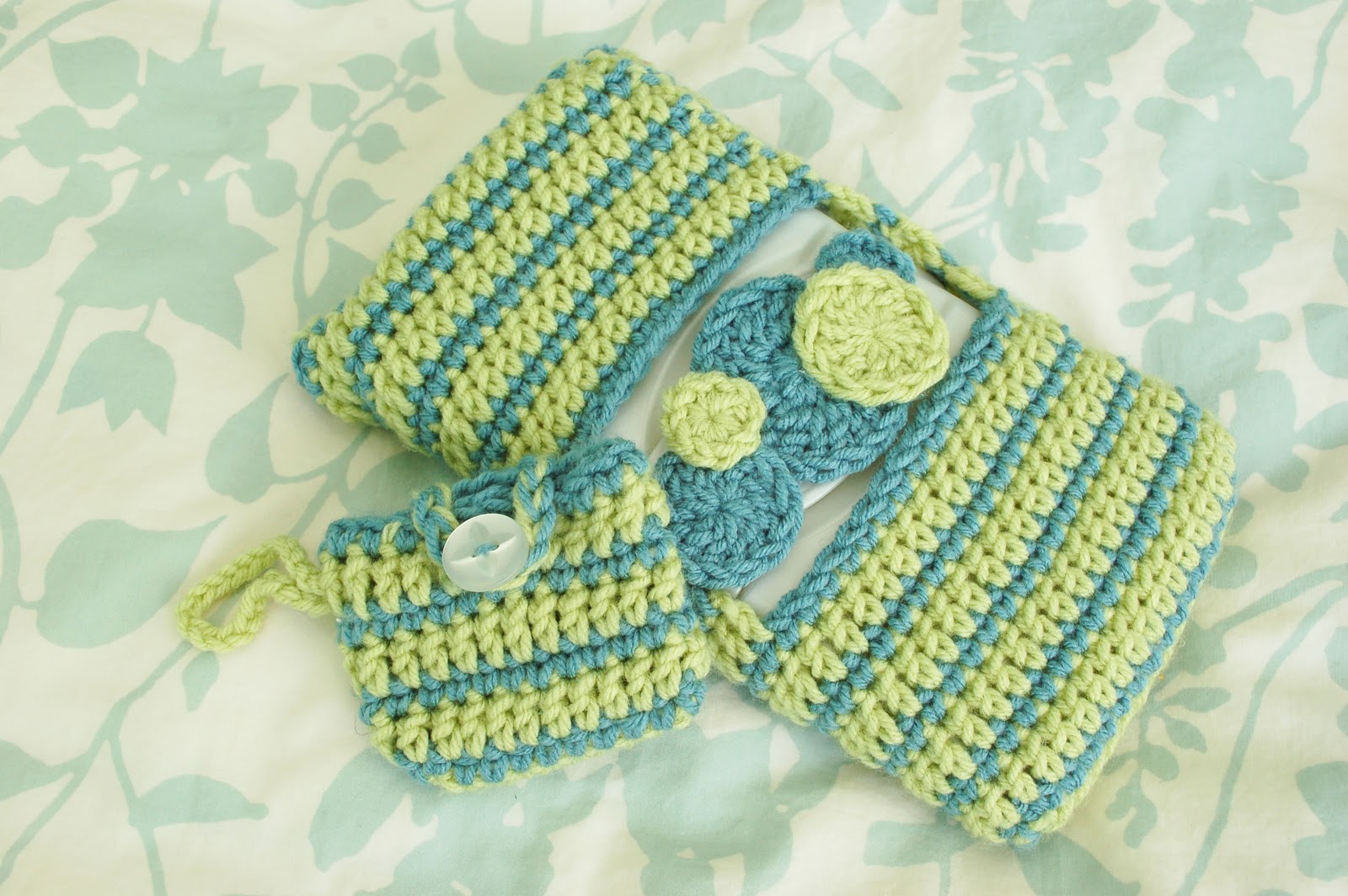 Alli Crafts Free Pattern Travel Wipes Cover