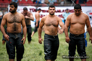 Closet Gay Nudist: Oil Wrestling - Amazing Sport