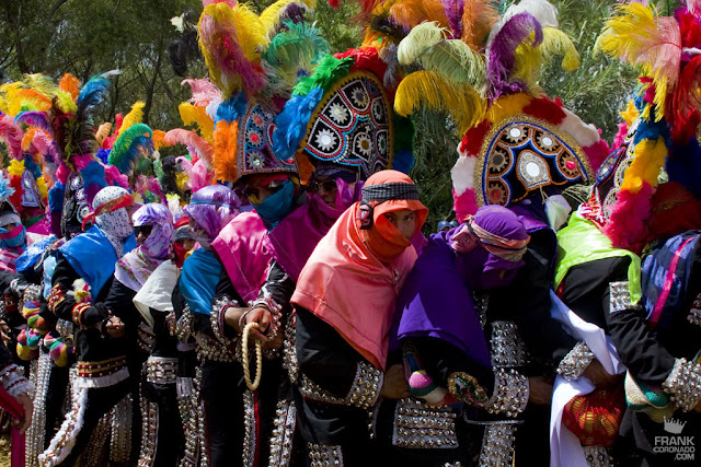 Caporales en la fiesta de San Pedro Ixtlahuaca Oaxaca