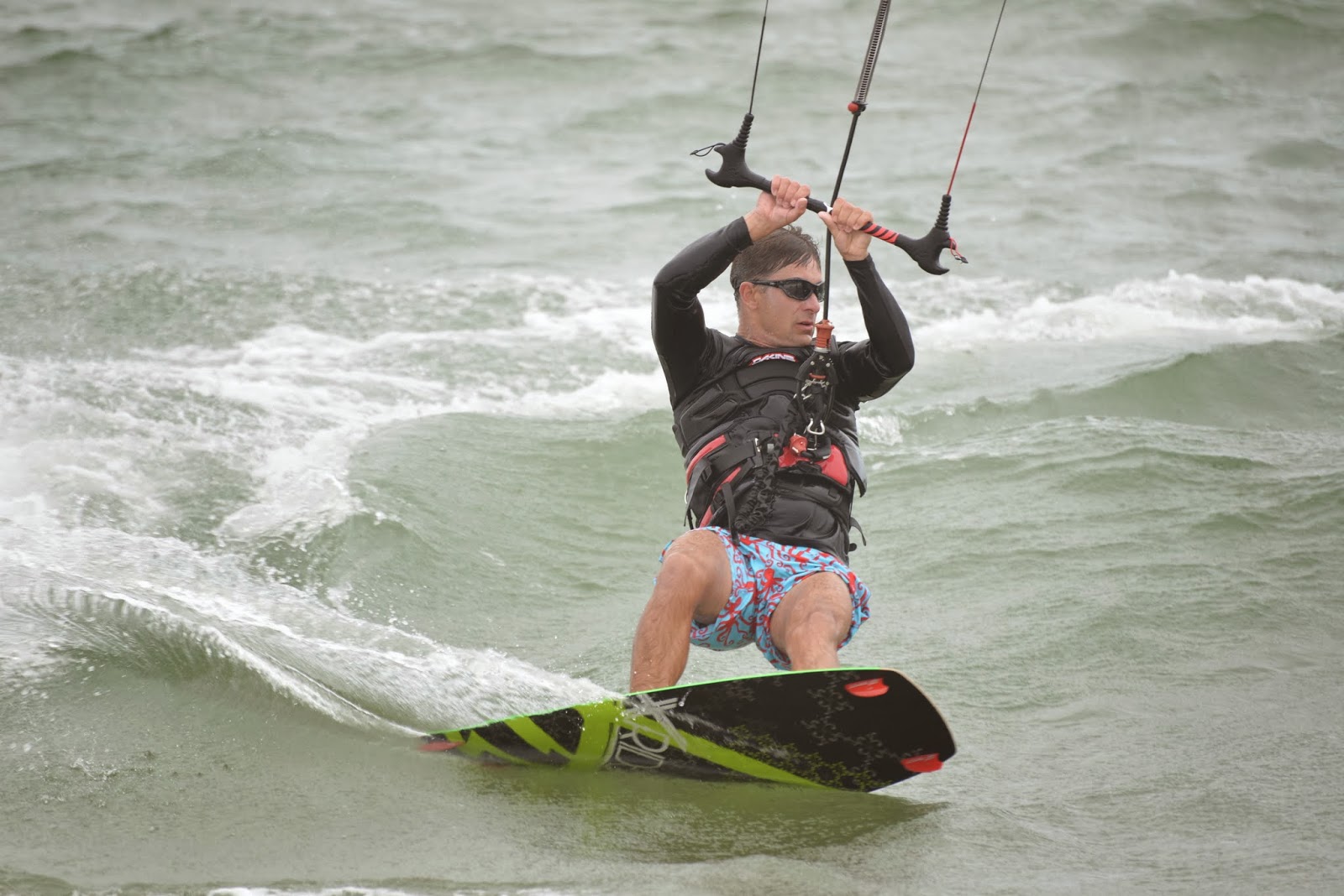 Peter's kitesurfing blog Hampton kitesurfing photos from the beach