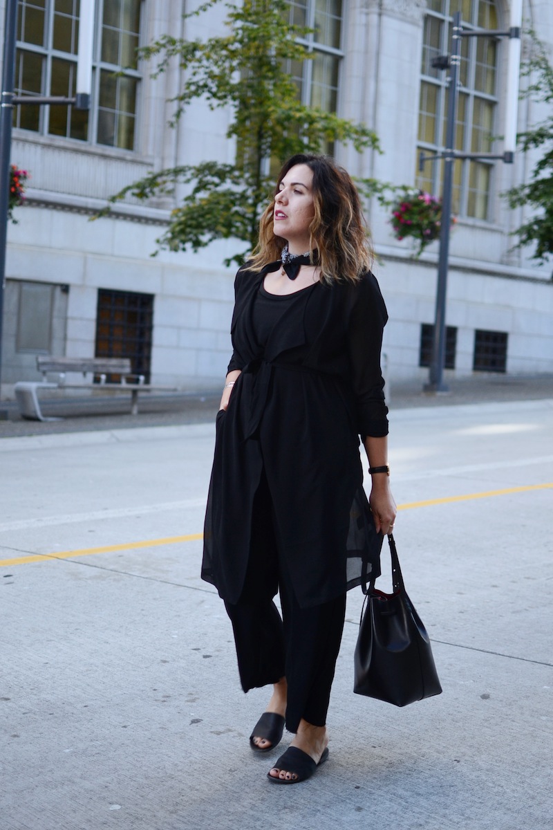 Le Chateau chiffon throwover trench wide leg crop trousers Vancouver fashion blogger covet and acquire aleesha harris