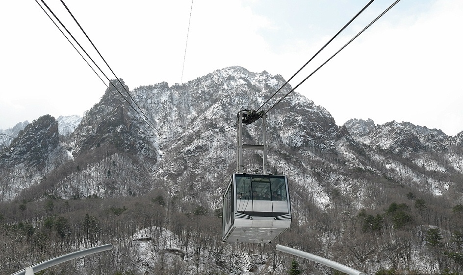 Daftar 13 Tempat Wisata Terpopuler di Korea Selatan