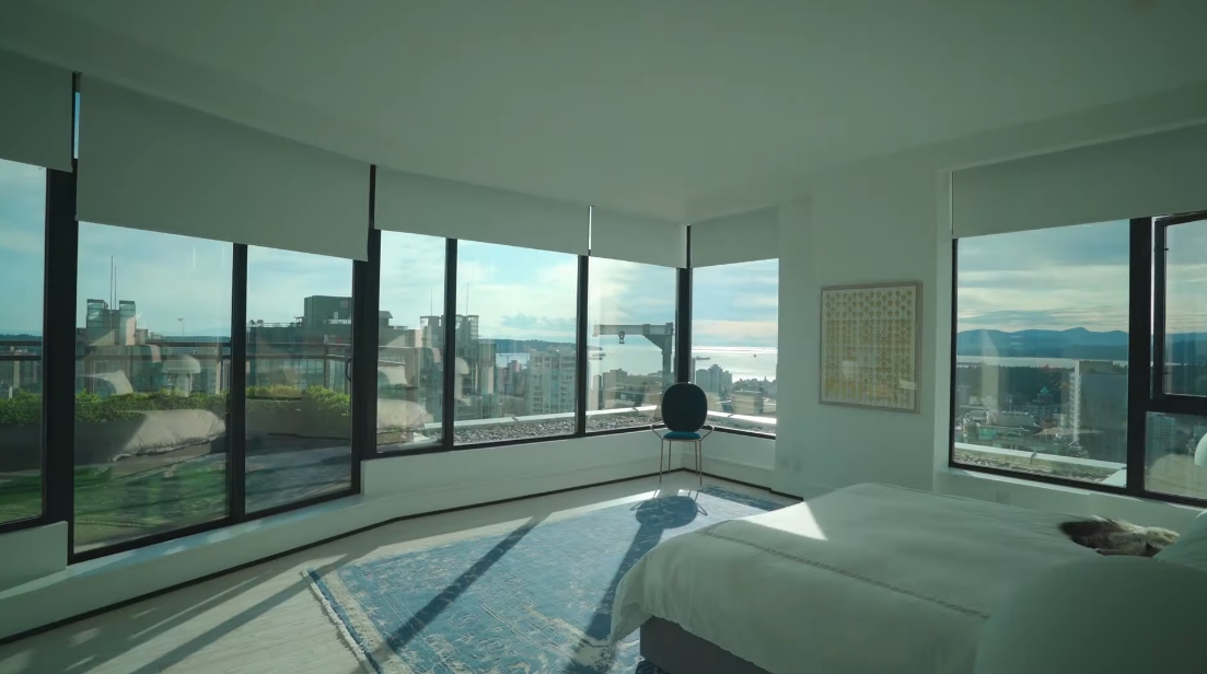 38 Interior Design Photos vs. 1211 Melville St #3801, Vancouver Luxury Penthouse Tour