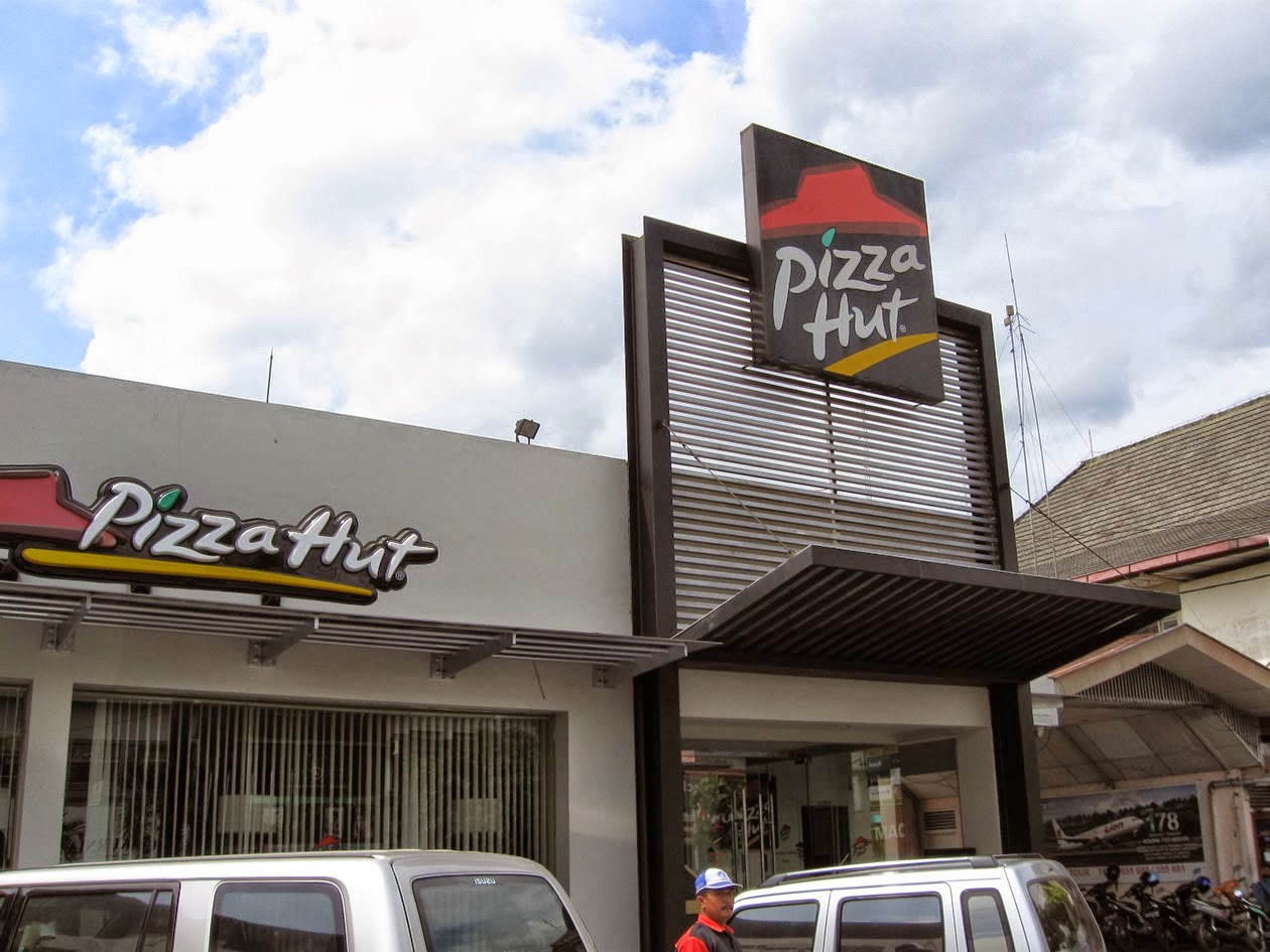 pizza hut delivery jogja special store