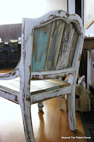 upcycle, salvaged wood, farmhouse, chic, chippy, barnwood, reclaimed wood, https://goo.gl/FtTkry