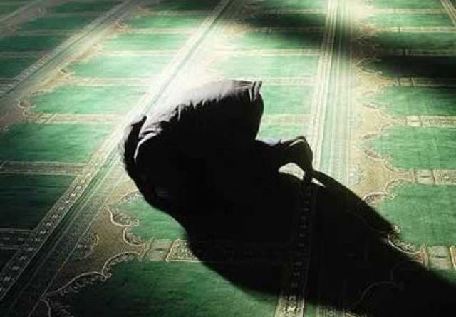 Waspada! Beribadah tapi Melupakan Allah yang Biasa Muncul di Bulan Suci Ramadhan Waspada! Beribadah tapi Melupakan Allah yang Biasa Muncul di Bulan Suci Ramadhan