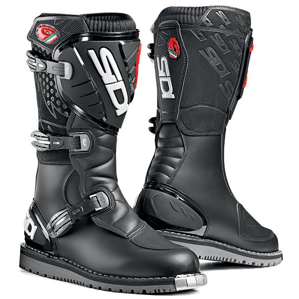 motorcycle boots for beginners