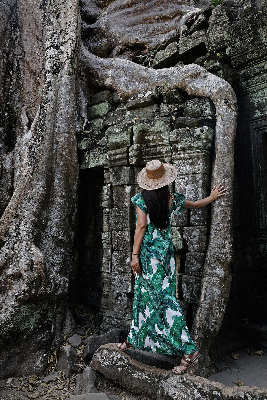 Feeling the Lara Croft fantasy at the "Tomb Raider temple": Ta Prohm in Siem Reap, Cambodia
