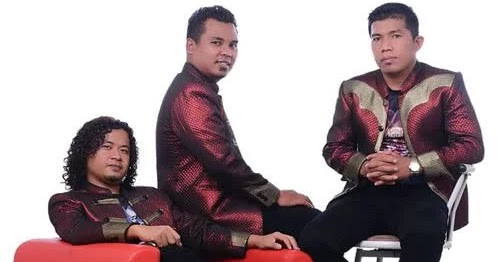 Lirik Lagu Batak Permata Trio Only You Arsia Lirik