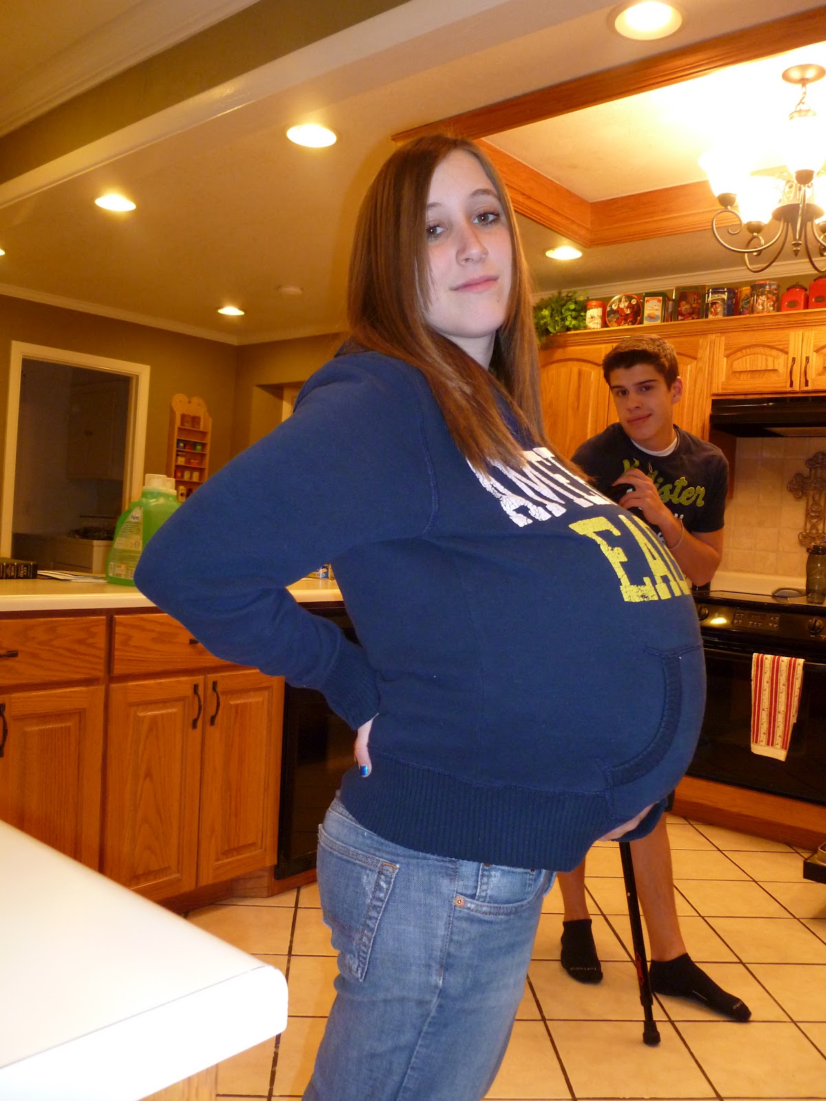 Bellys Picture Pregnant Teen