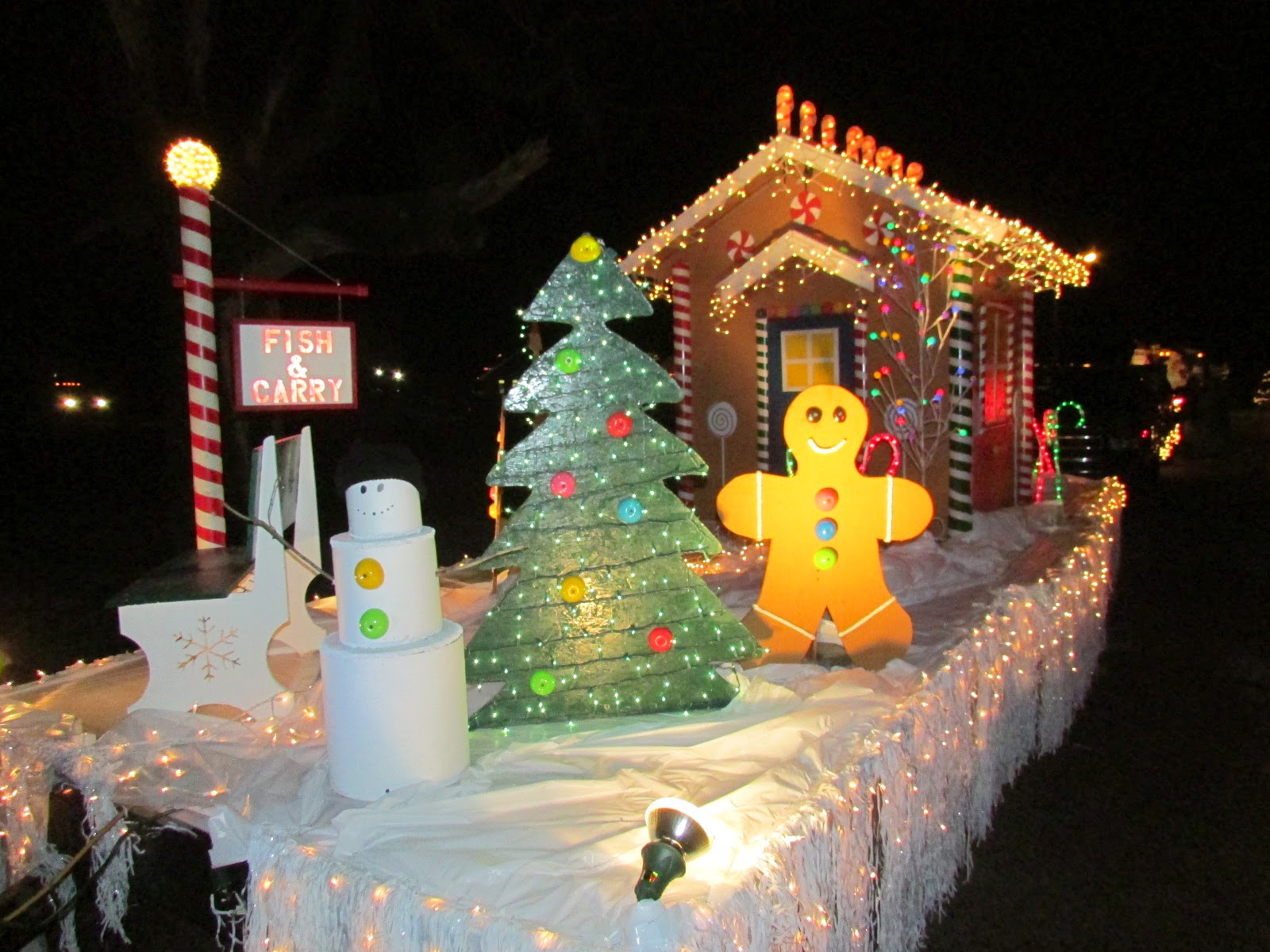 Murray & Candace's Adventures Christmas parade...