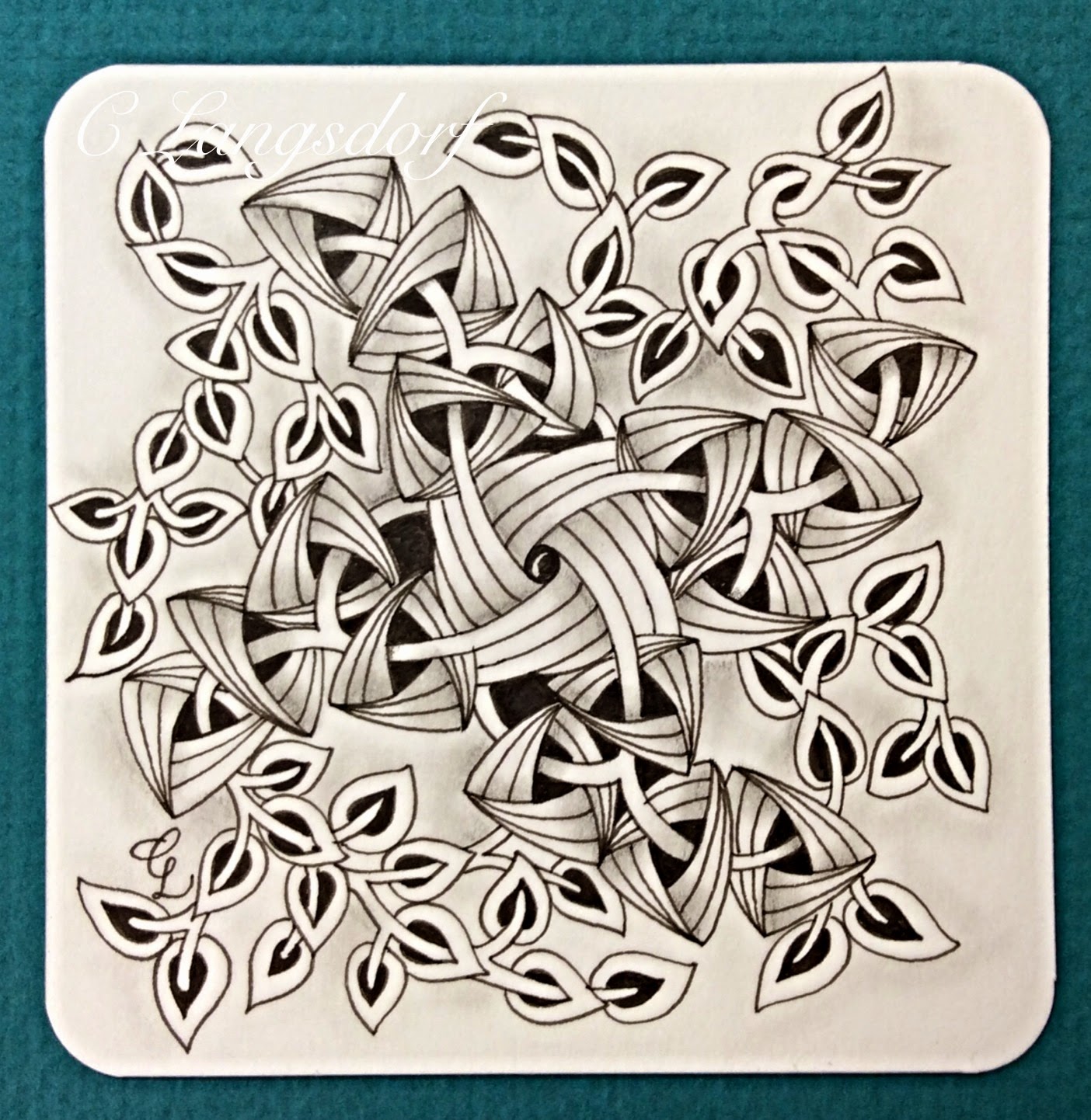 Alphabee Tangles: Zentangle tiles