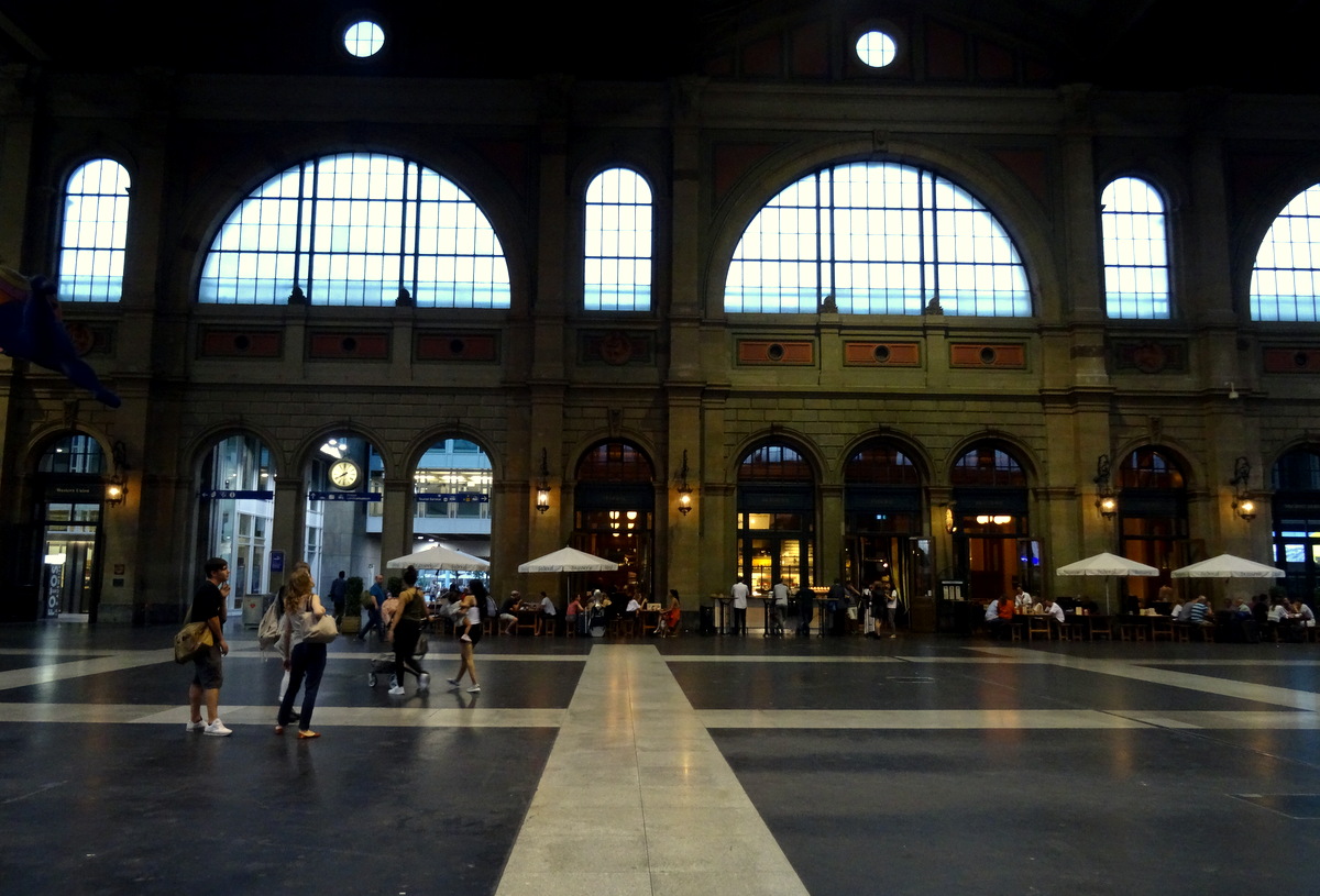 TRAVEL AND LIFESTYLE DIARIES Zurich The Hauptbahnhof and the