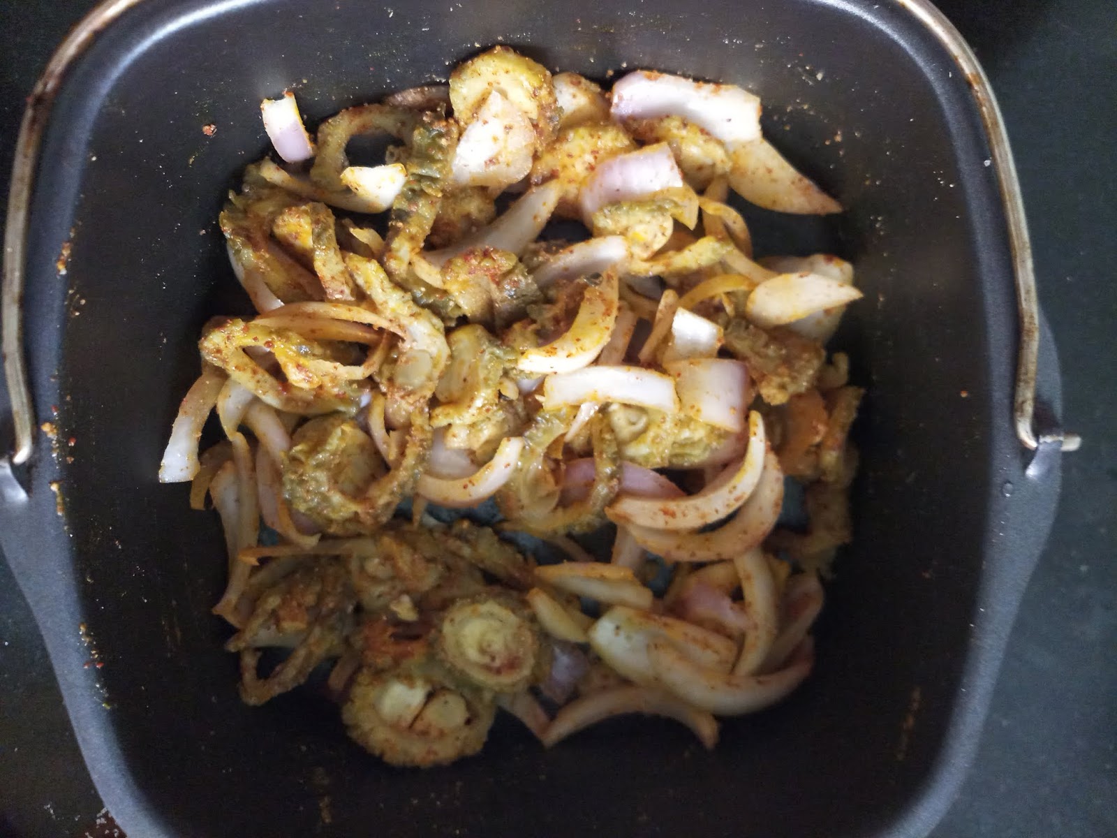 ONION BITTER GOURD/KARELA FRY IN AIR FRYER Air fryer Veg recipes