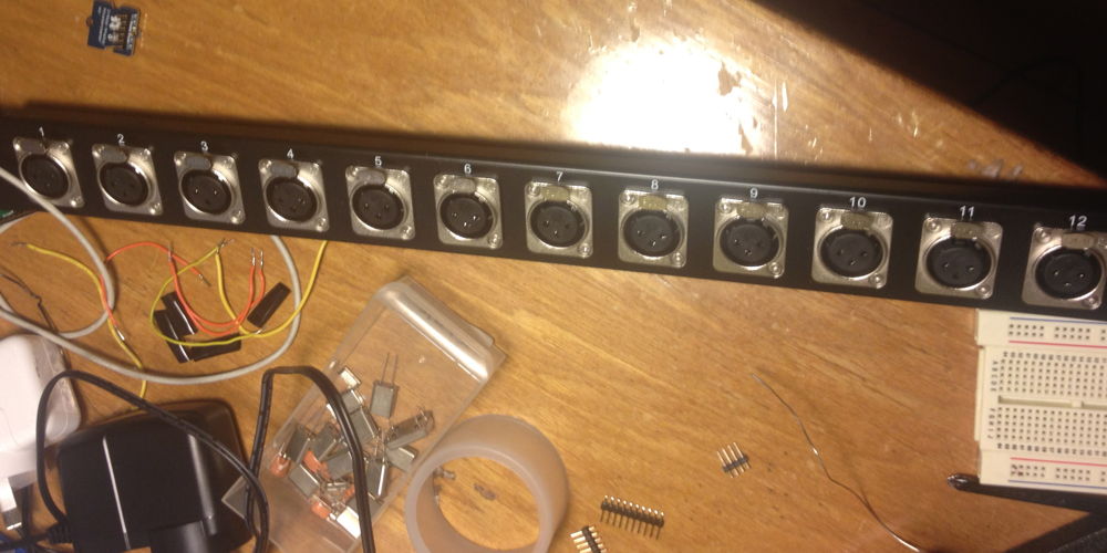 littlescale DIY XLR Patchbay / Router for Rack Setup