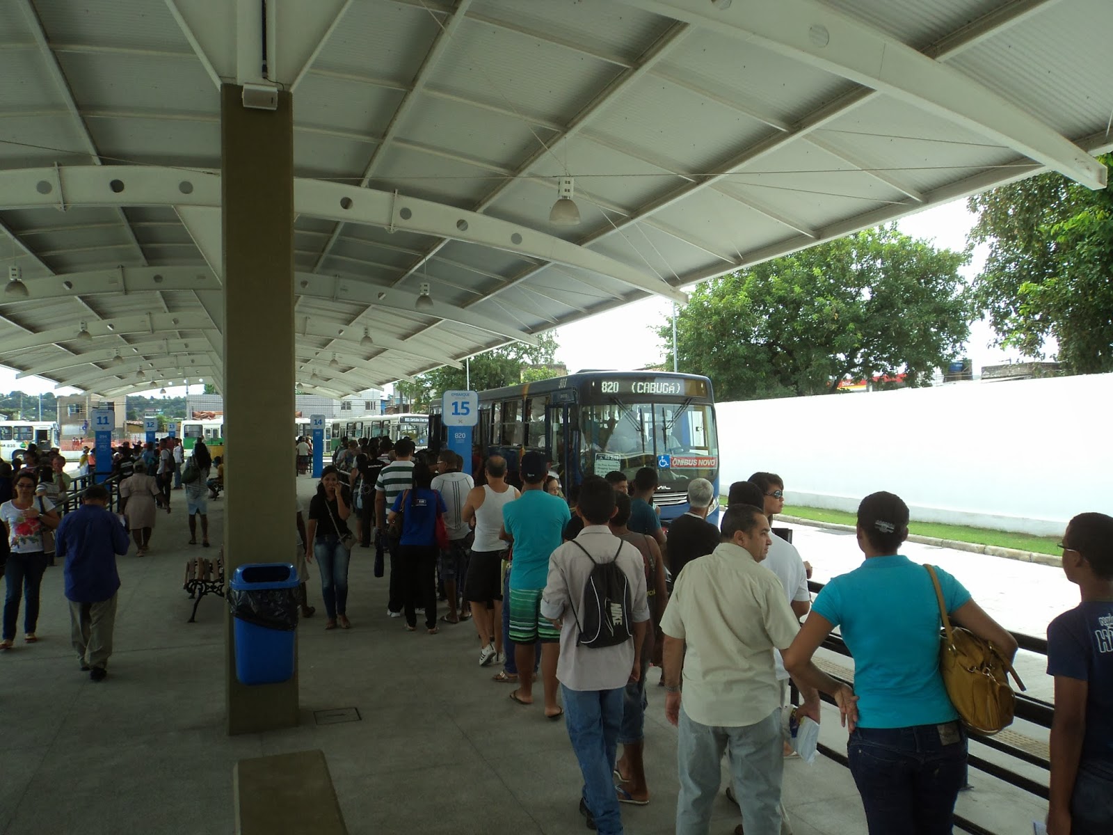 Meu Transporte Frota de ônibus do Grande Recife terá novo sistema de monitoramento
