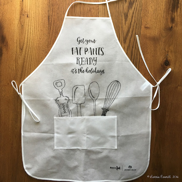 diy holiday apron - Lorrie Everitt Studio