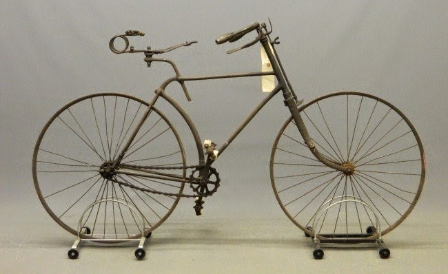 military cycle with spring wheel