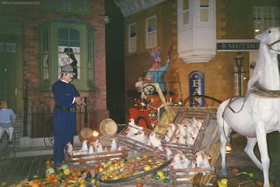 Cop Policeman World Motion Epcot Walt Disney World 1993 chickens