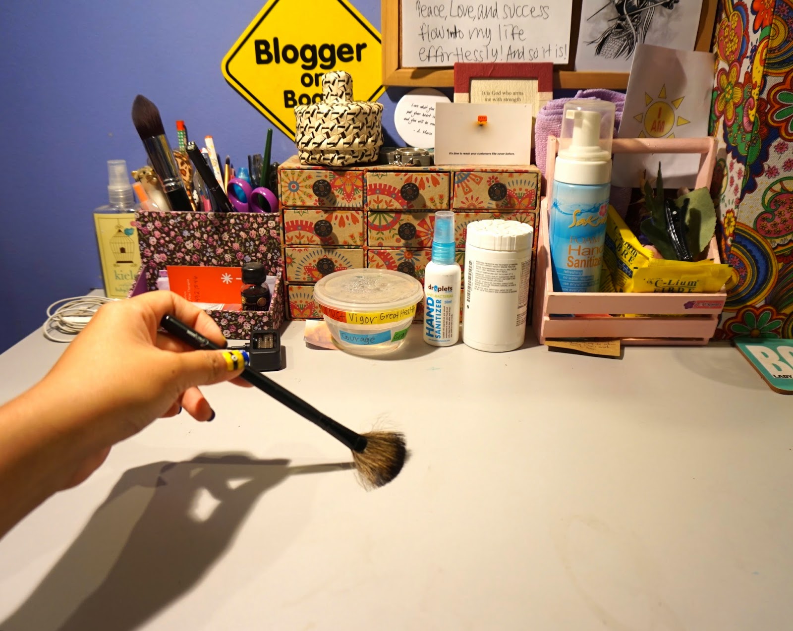HOW TO Salvage Old Makeup Brushes