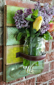scrap wood, wall vase, mason jar, canning, pallet wood, http://bec4-beyondthepicketfence.blogspot.com/2016/05/mason-jar-wall-vase.html