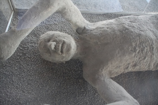 This Is What Happened To Pompeii City After Volcano Eruption