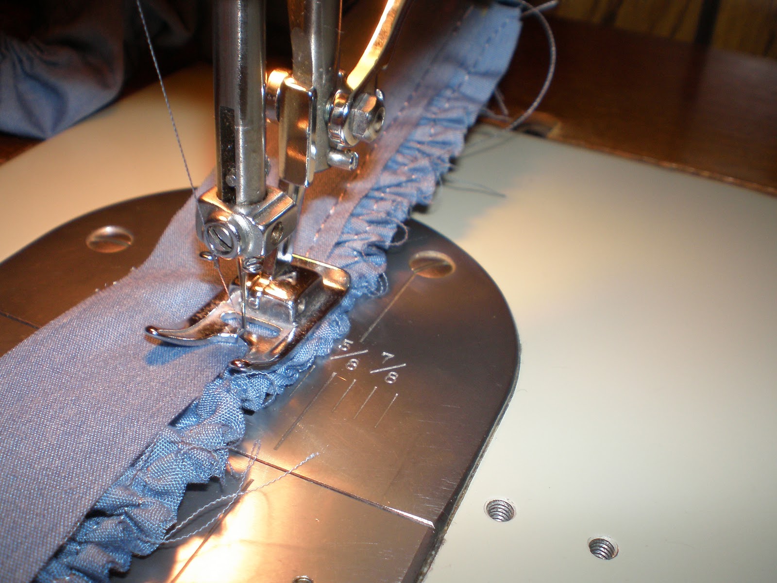 Sew The Line: Ruffled and Quilted Place Mat Tutorial