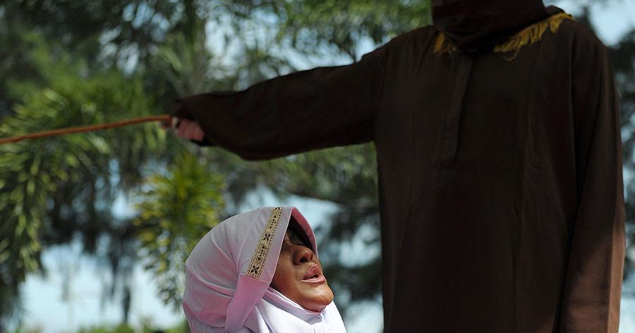 ONLINE NETWORK INSTITUTE: Woman flogged 7 times for standing too close