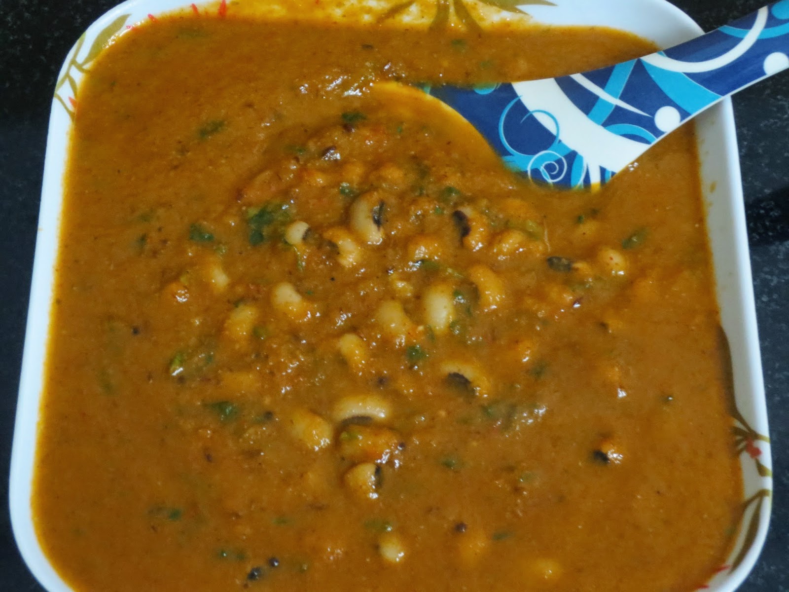 Alasande Kalu gojju / Cowpea curry ~ Enjoy cooking