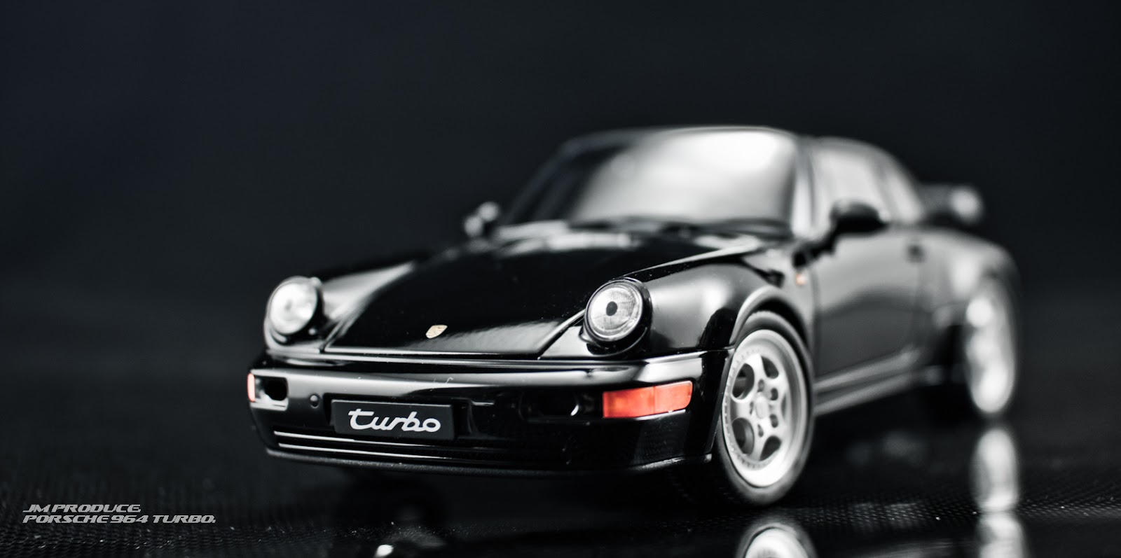 Porsche 964 Turbo Welly 1 18