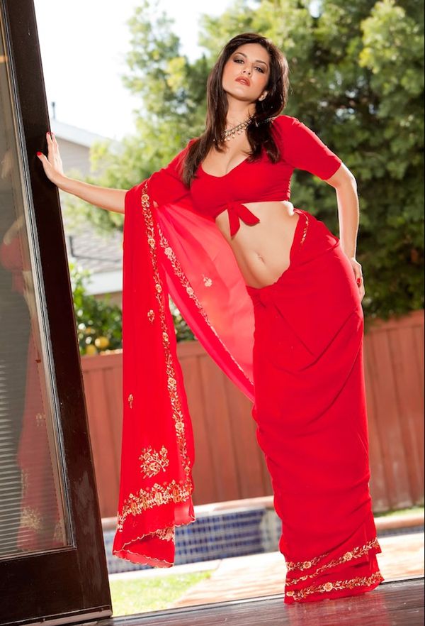 Sunny Leone in Red Saree Hot Pics.