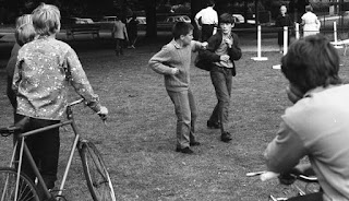 Students fighting in the classroom picture
