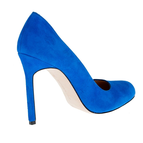 new website for your fashion: Manolo Blahnik BB Electric Blue Suede Pump