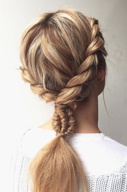 The 30+ Best Winter Hairstyles You Have To Try - Julie - Lovely Outfits