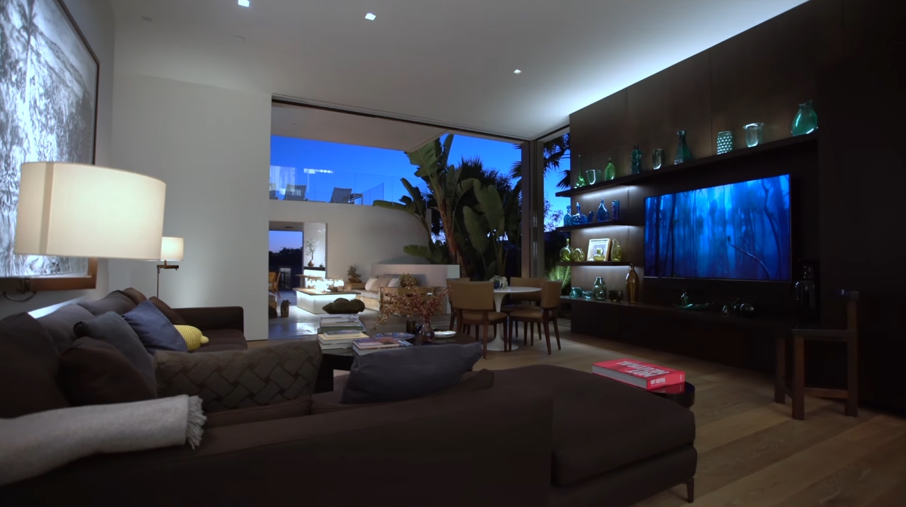 Luxury Mansion Interior Design Tour vs. Iconic Architectural Statement by Mark Rios FAIA | Bel-Air
