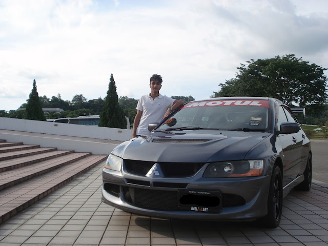 Inner beauty of the Gunmetal Samurai