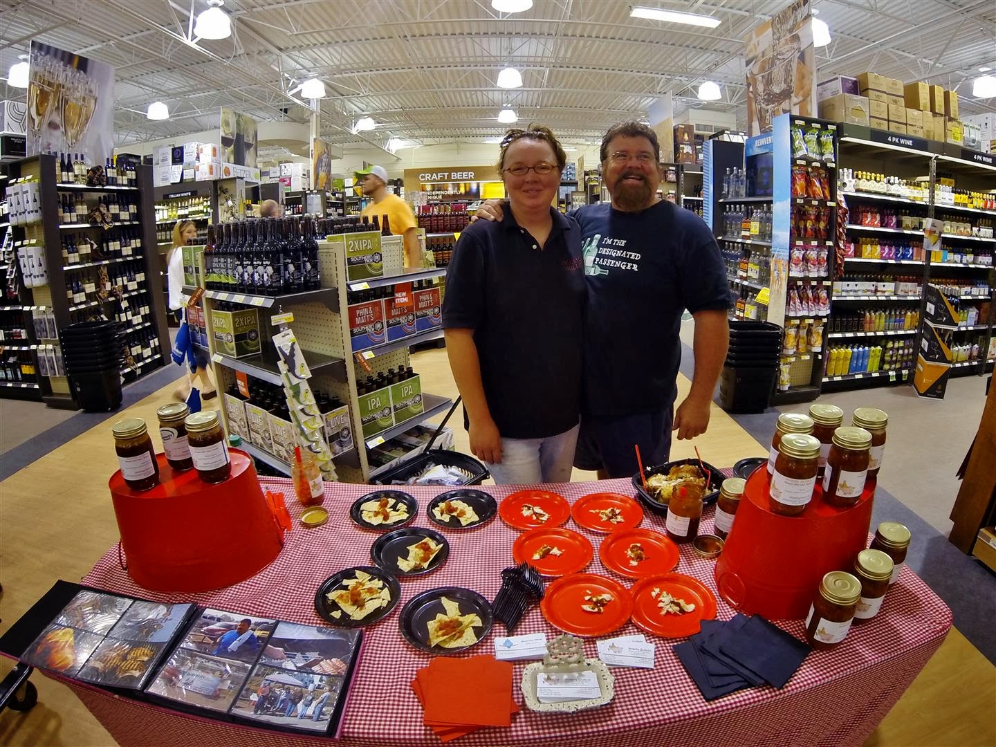 Countryside Food Rides Hillbilly Grillers & Sonia the Bus (Bowling