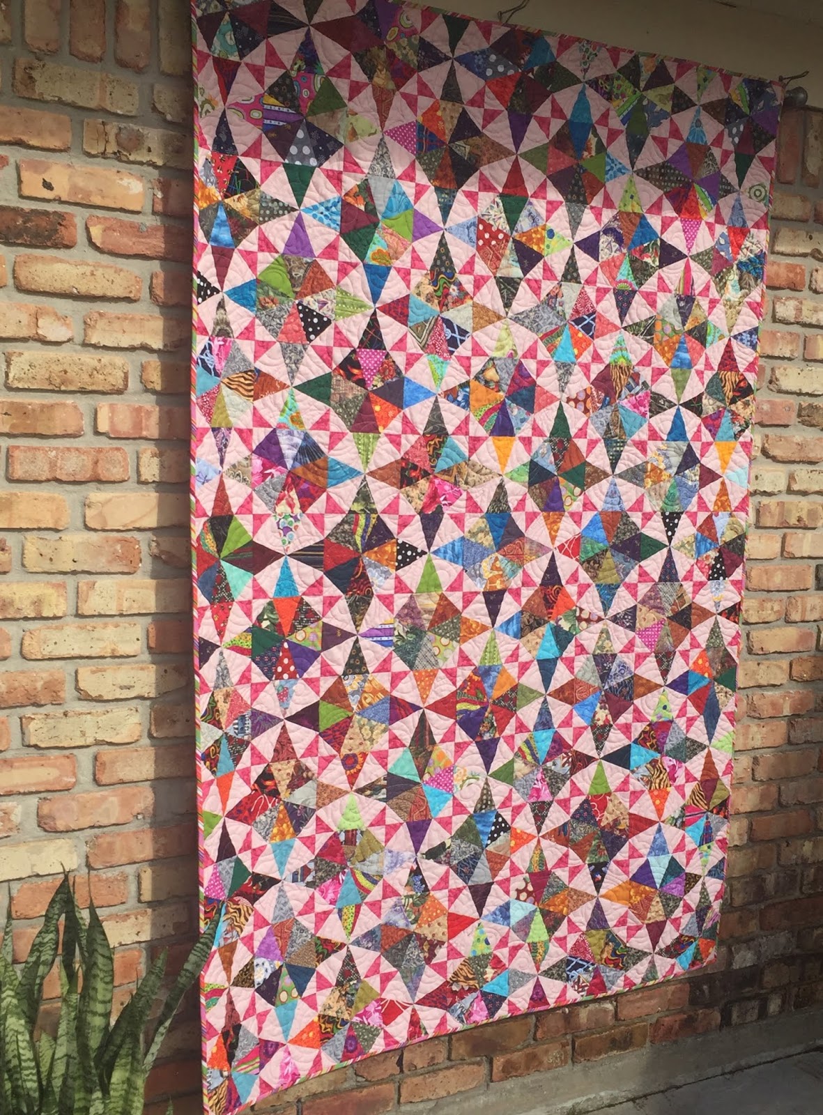 L' FAIR QUILTS Kitchen Sink Quilt 1 Finished!