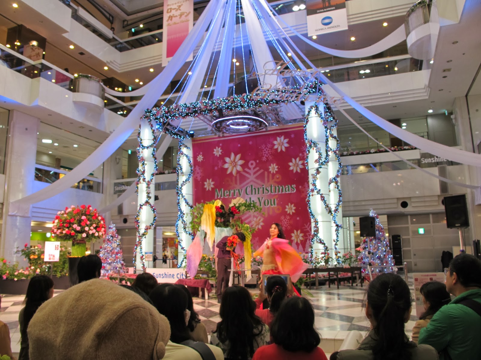 Christmas Shopping in Tokyo ~ Jenna in Japan