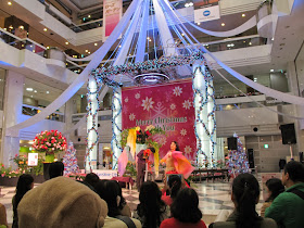 Jenna in Japan: Christmas Shopping in Tokyo