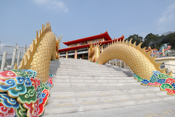 中寮金龍山法華寺兩尾亞洲最長80米金龍護持,還有雙鳳凰迎賓 中寮金龍山法華寺兩尾亞洲最長80米金龍護持,還有雙鳳凰迎賓