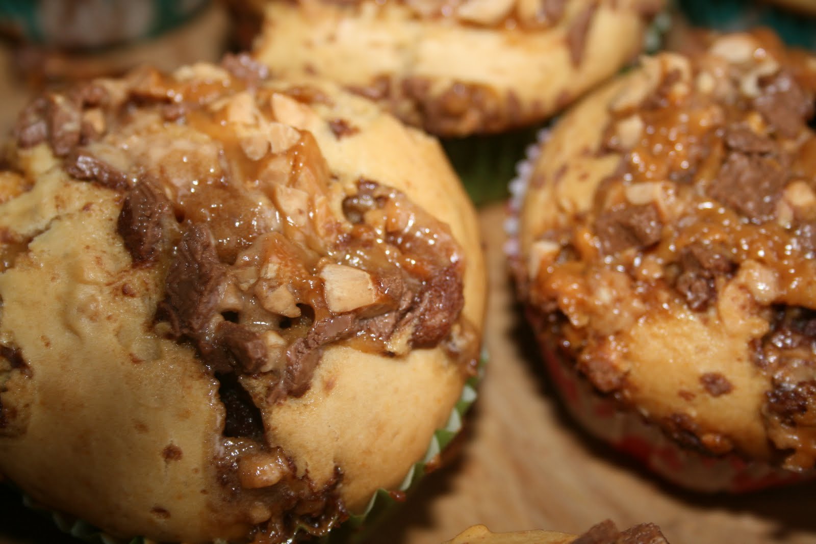 taken from real life: Snickers Muffin