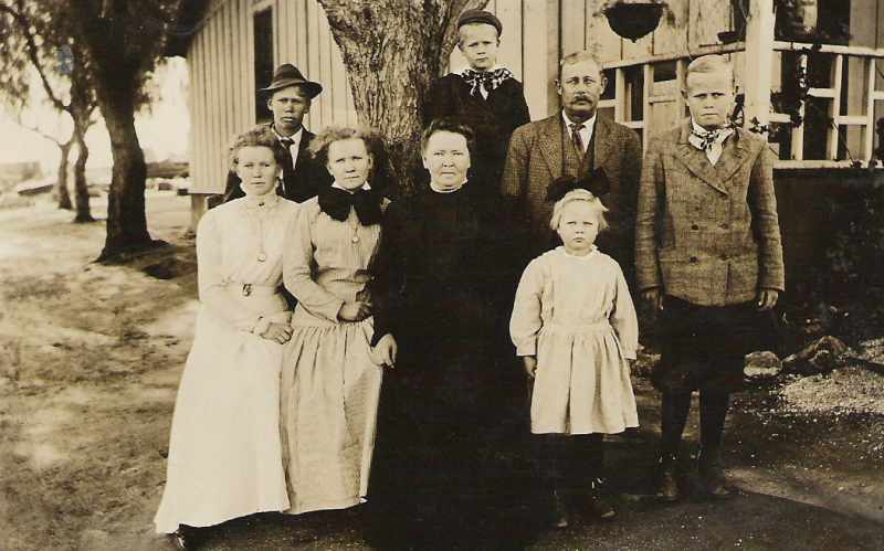 Otto & Johanna Martini Family ~1910