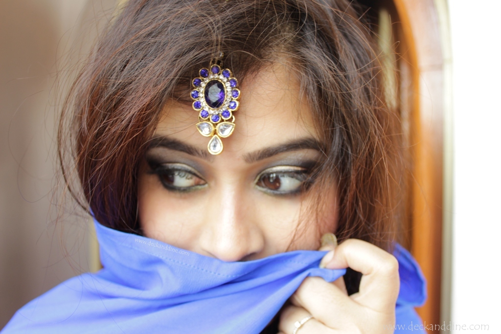 Arabic Black and Golden Cut Crease Eye Makeup Tutorial Deck and Dine