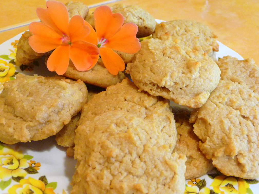 PEANUT BUTTER CREAM CHEESE COOKIES