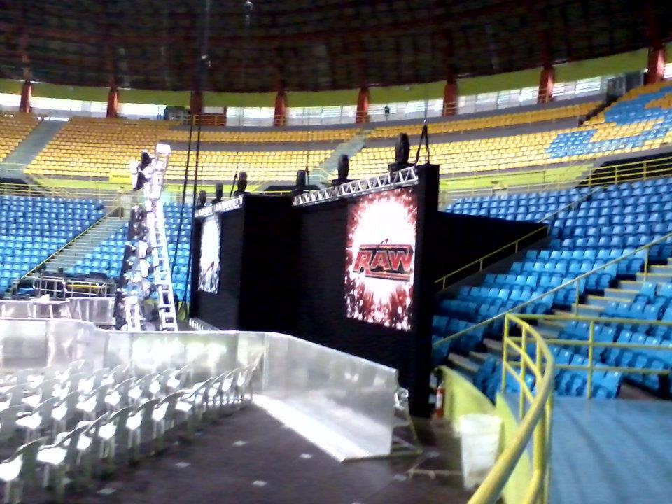 Wrestling Brasil Imagens Ginásio do Ibirapuera quase pronto para o houseshow da WWE Wrestling Brasil Imagens Ginásio do Ibirapuera quase pronto para o houseshow da WWE