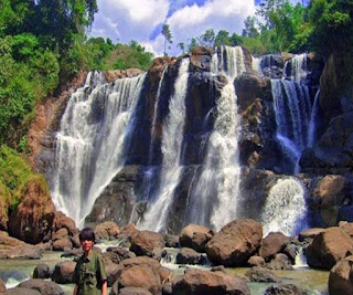 air%2Bterjun%2Bmalela1