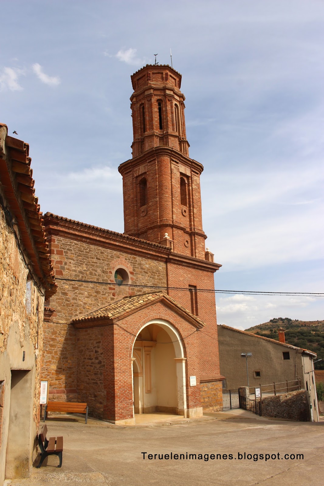 Foto de Iglesia Parroquial de San Miguel Arcángel en Santa Cruz de Nogueras, Teruel