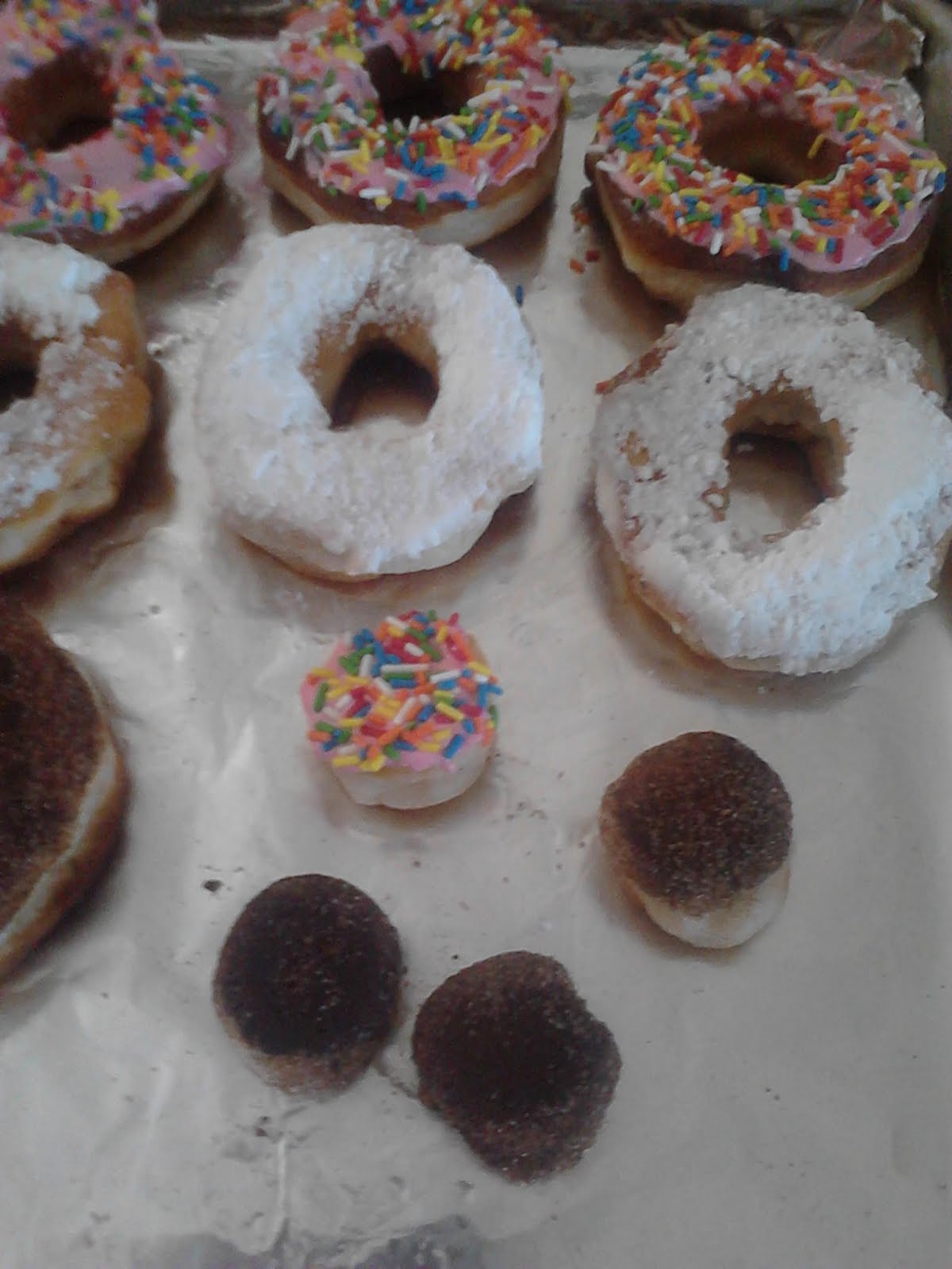 Tricks.Treats.Yummy Eats Quick & Easy Homemade Donuts