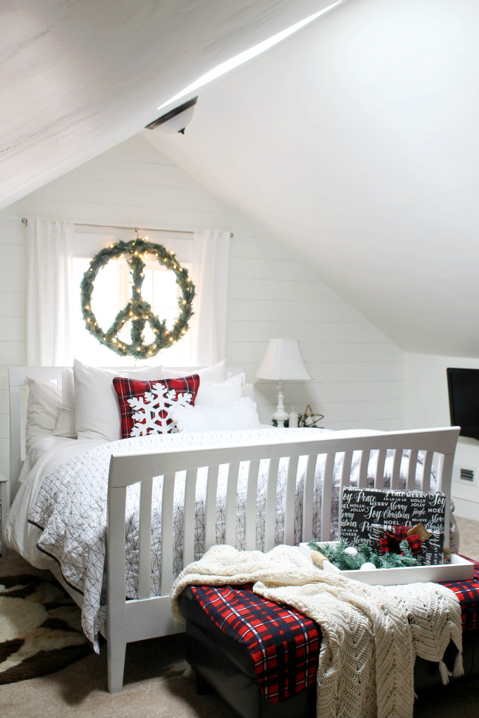 7 Ways To Add Christmas Charm for FREE